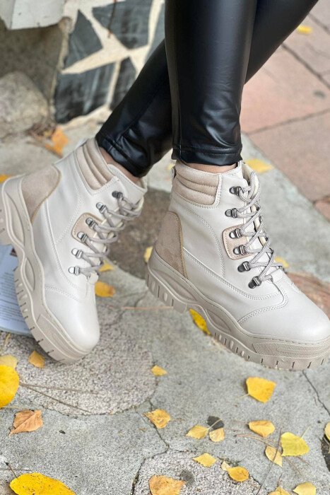 LACING PLATFORM WOMAN ANKLE BOOTS CREAM/KREM - KLAUDIO FASHION