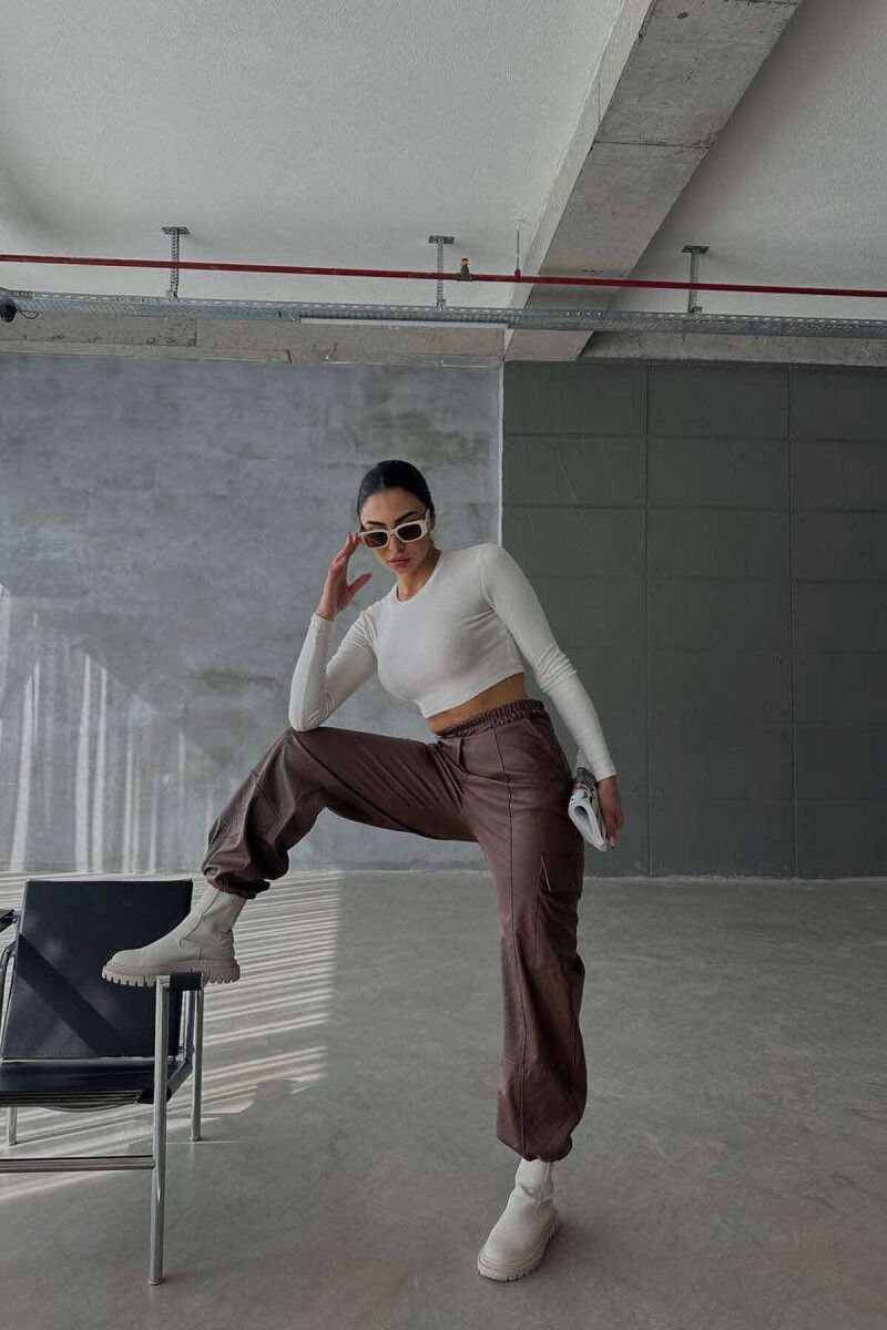 LEATHER ONE COLOR WOMAN TROUSERS BROWN/KAFE - 9