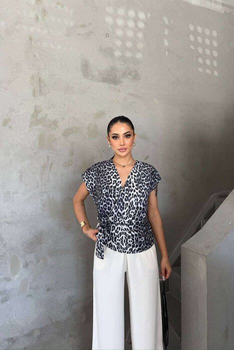 KËMISHË ME PRINT LEOPARDI ME DETAJIN E LIDHSES PËR FEMRA NË NGJYRËN GRI E ERRËT 