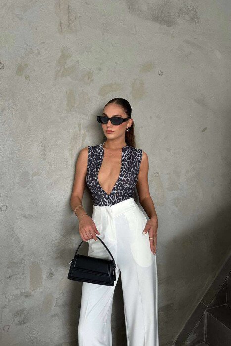 LEO PRINT ZIPPER NECK SIMPLE WOMEN BODY BLACK/ E ZEZE - 2