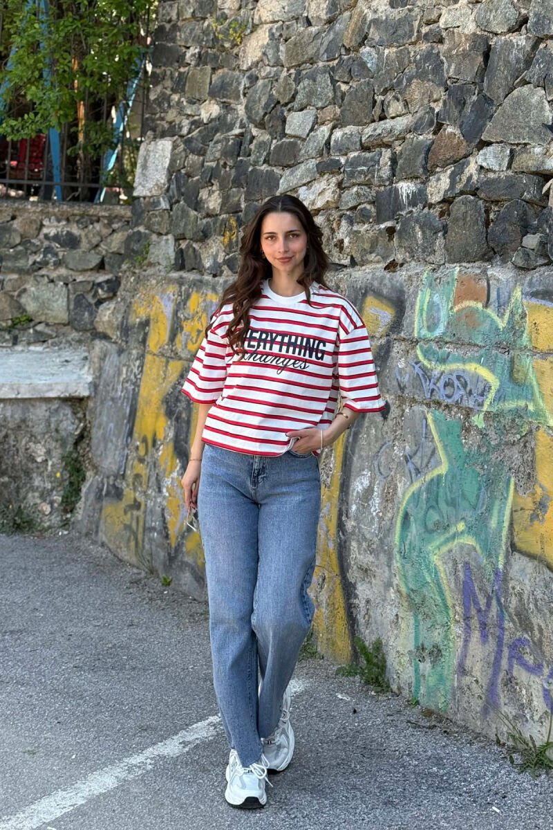 LINES DESIGN FRONT WRITTINGS WOMAN T-SHIRT WHITE-RED/BAKU - 2