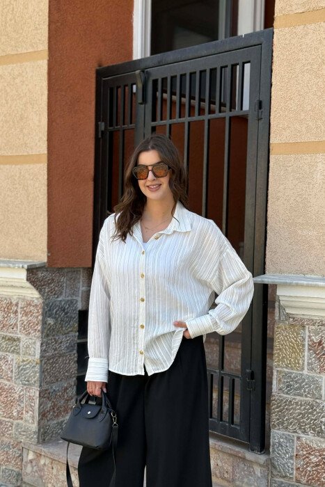 LINES DESIGN GOLD BUTTONS WOMAN SHIRT WHITE-E BARDHE 