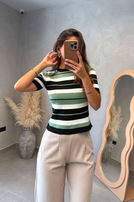 LINES DESIGN ROUND NECK WOMAN T-SHIRT GREEN/JESHILE - KLAUDIO FASHION