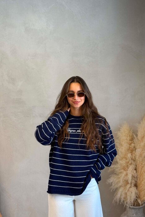 LINES DESIGN WRITTINGS WOMAN SWEATER BLUE/BLU - KLAUDIO FASHION