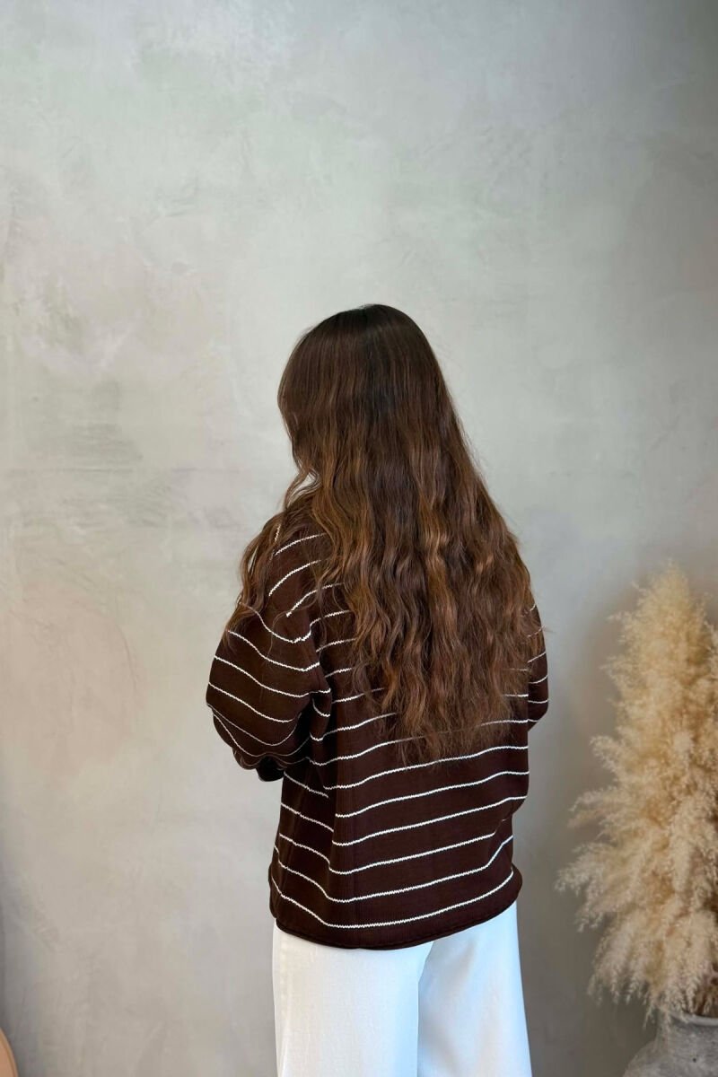 LINES DESIGN WRITTINGS WOMAN SWEATER BROWN/KAFE - 4
