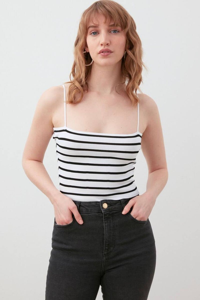 LINES WOMAN TOP WHITE-E BARDHE - 1