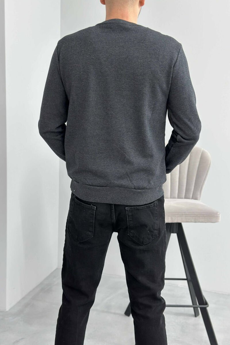 LITTLE WRITTINGS SIMPLE DESIGN MEN SWEATSHIRT DARK GREY/GEE - 3