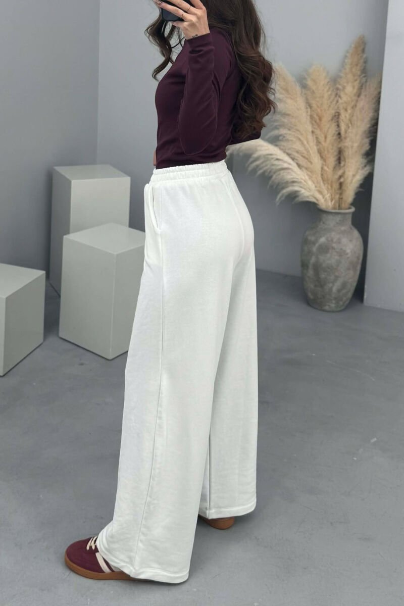 LITTLE WRITTINGS SIMPLE WOMEN SWEATPANTS WHITE-E BARDHE - 4
