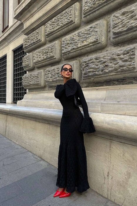 LONG OPEN BACK LONG SLEEVE DRESS BLACK/ E ZEZE - KLAUDIO FASHION