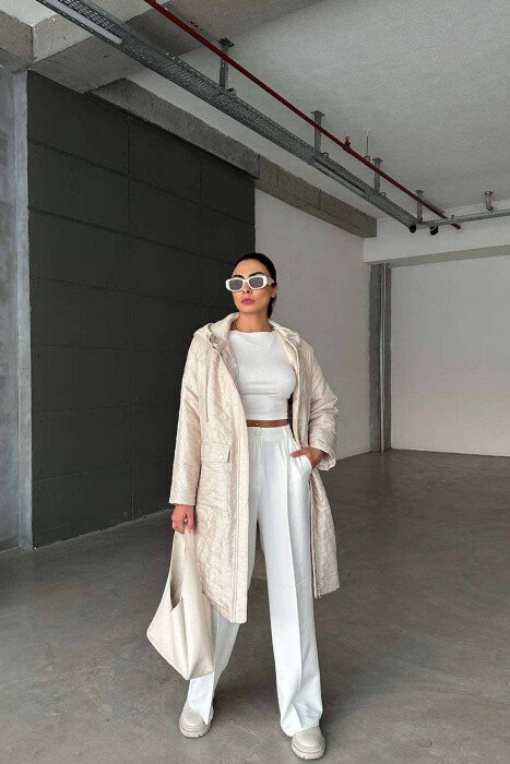 XHAKETË E GJATË ME ZINXHIR DHE KOPSA PËR FEMRA NË NGJYRËN KREM - KLAUDIO FASHION