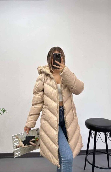 XHUP ME ZINXHIR ANASH PËR FEMRA NË NGJYRËN BEZHË - KLAUDIO FASHION