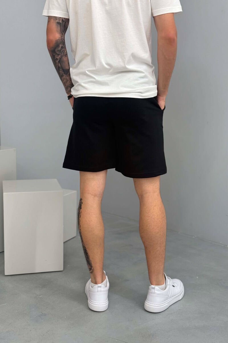 NEW YORK 23 WRITTING MEN SHORT SWEATPANTS BLACK/ E ZEZE - 3