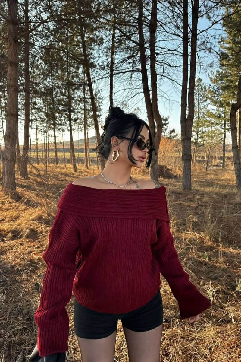 OFF SHOULDERS ONE COLOR WOMEN SWEATER BURGUNDY/VISHNJE - 1