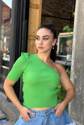 ONE ARM SIMPLE WOMAN TOP LIGHT GREEN/JEZB - KLAUDIO FASHION