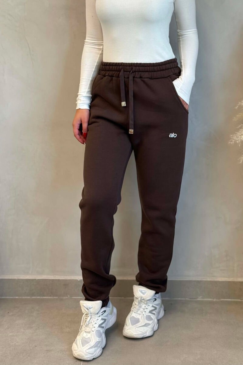 ONE COLOR ALO WRITTING WOMAN JOGGERS BROWN/KAFE - 4