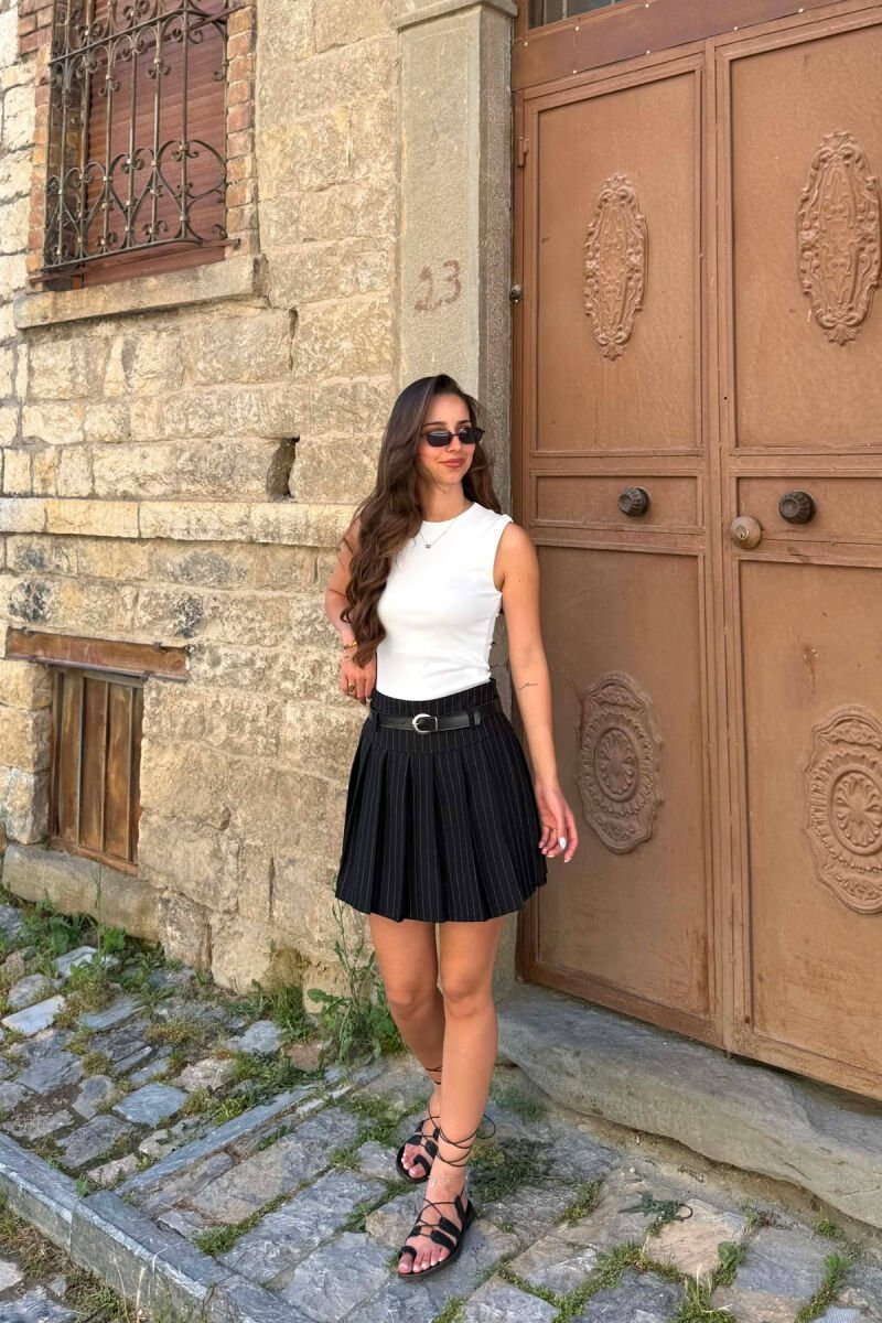 ONE COLOR BELT DETAIL WOMAN SKORT BLACK/ E ZEZE - 2
