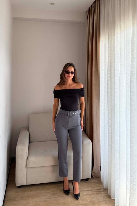 ONE COLOR BELT DETAIL WOMAN TROUSERS GREY/GRI 