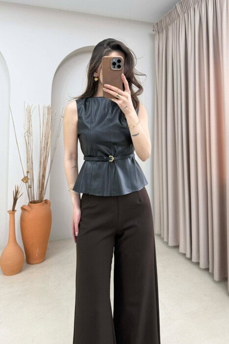 ONE COLOR BELTED LEATHER WOMEN VEST BLACK/ E ZEZE - KLAUDIO FASHION