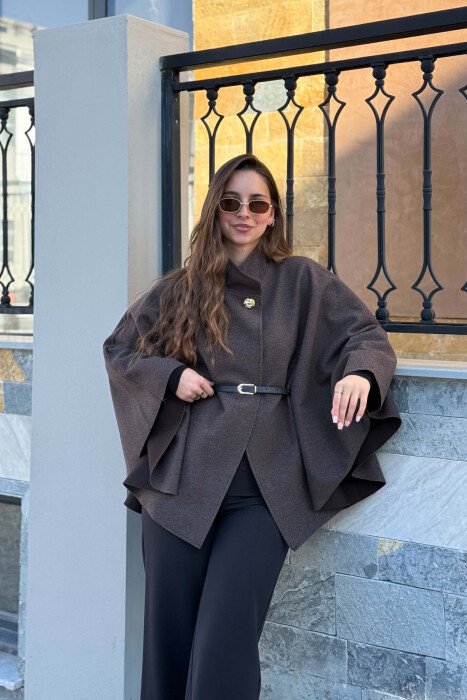 ONE COLOR BELTED WOMEN CAPE COAT DARK BROWN/KAE - KLAUDIO FASHION