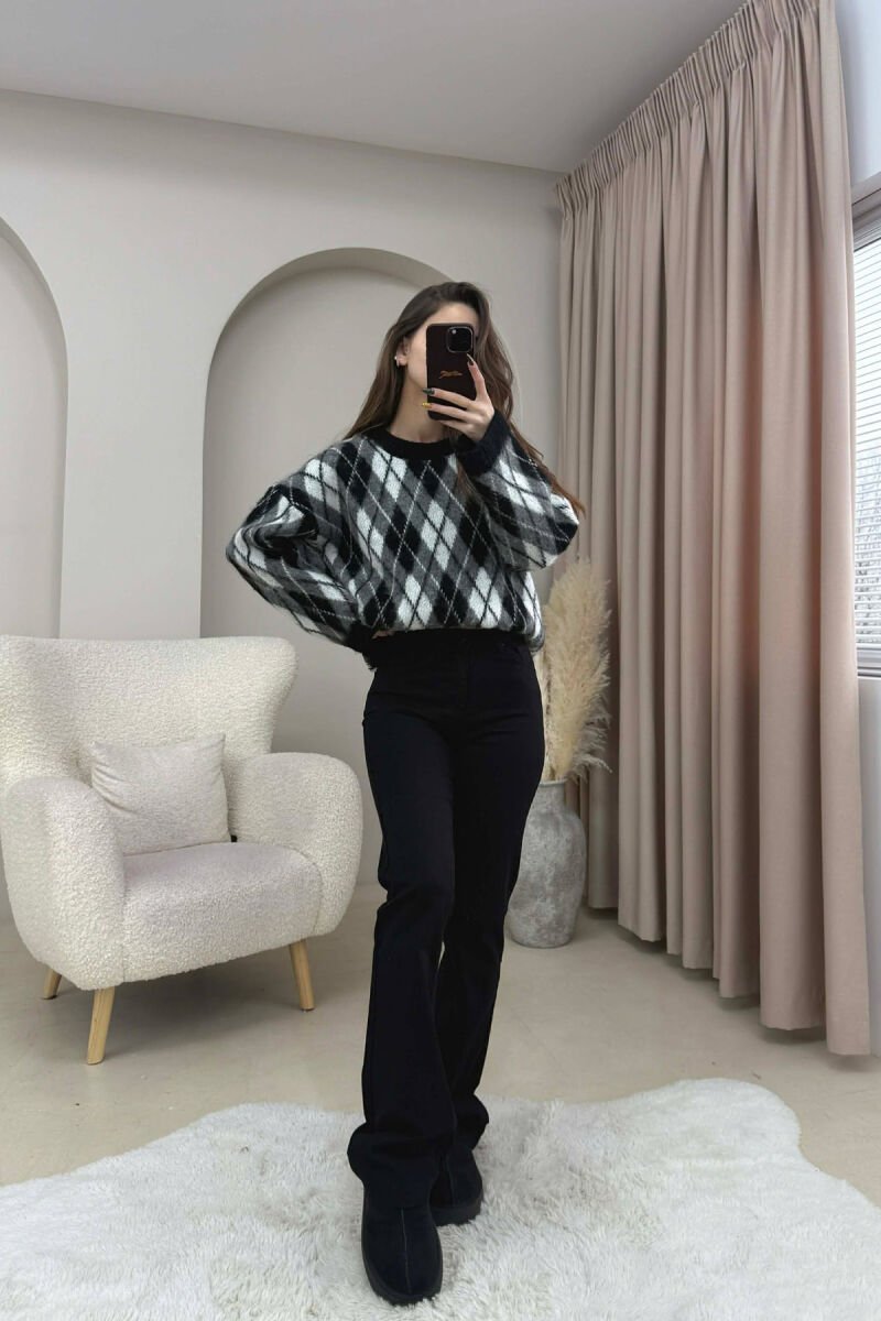 ONE COLOR BOOTCUT WOMEN JEANS BLACK/ E ZEZE - 3