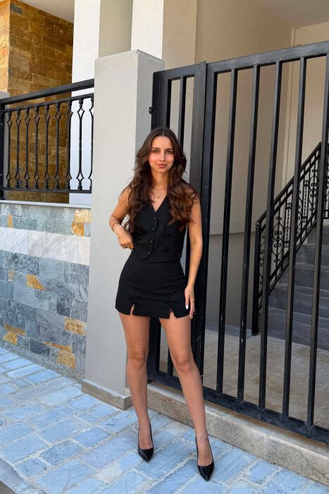 ONE COLOR BOW DETAILS VEST + SKORTS WOMAN SET BLACK/ E ZEZE 