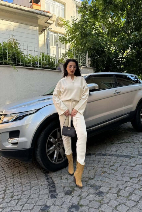 ONE COLOR BUTTONED NECK SWEATER +TROUSERS WOMAN SET CREAM/KREM - 