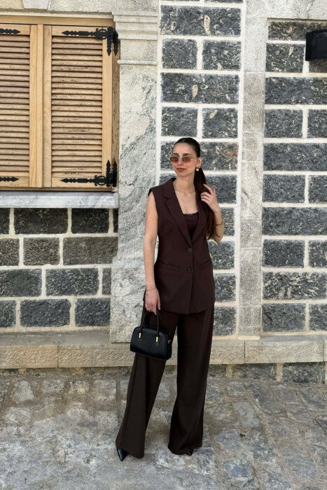 SET JELEK+PANTALLONA PER FEMRA NE NGJYRE KAFE 