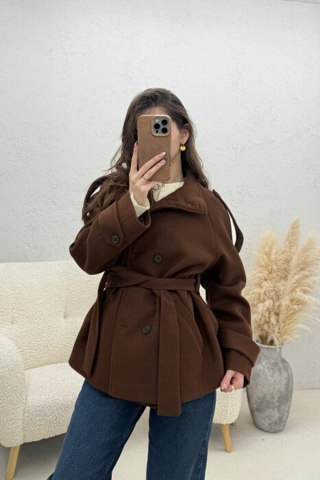 ONE COLOR BUTTONED WOMAN COAT WITH BELT BROWN/KAFE 