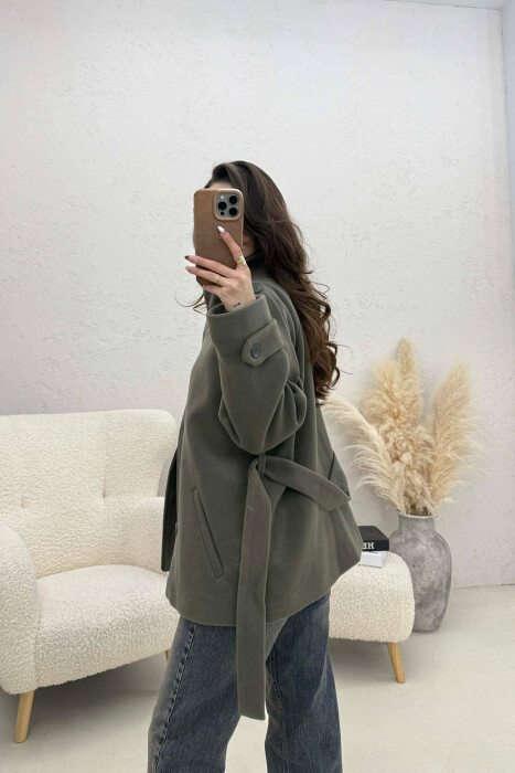 ONE COLOR BUTTONED WOMAN COAT WITH BELT OLIVE/ULLI - 4