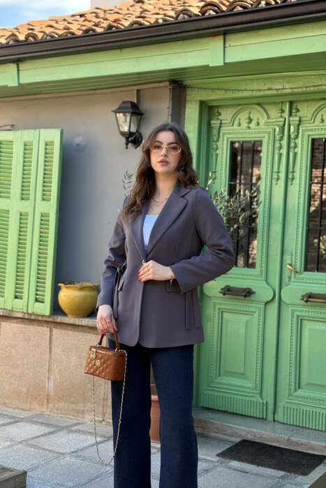XHAKETE NJE NGJYRESHE ME BUTONA PER FEMRA NE NGJYRE GRI - KLAUDIO FASHION