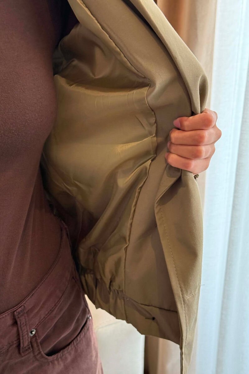 ONE COLOR BUTTONED WOMAN JACKET KHAKI / KAKI - 4