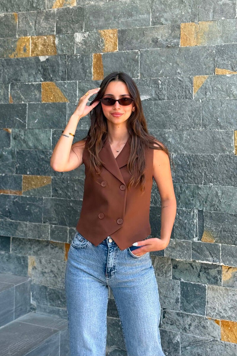 ONE COLOR BUTTONED WOMAN VEST BROWN/KAFE - 1