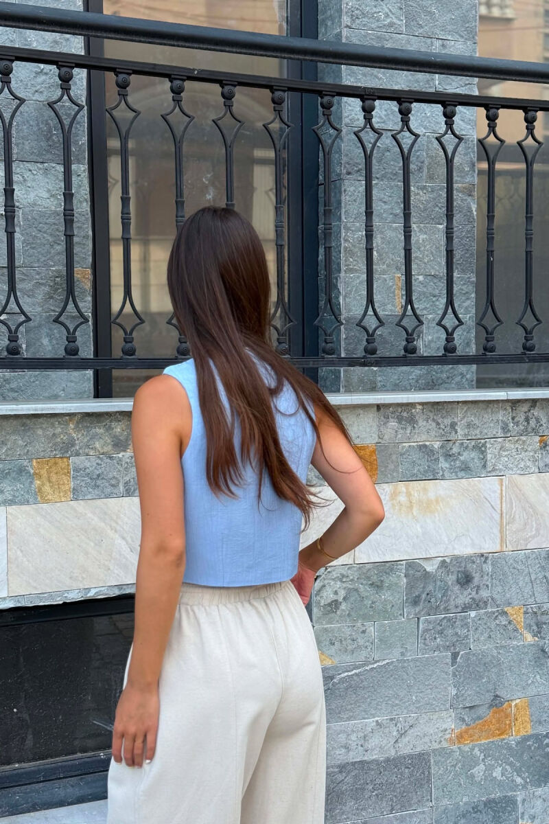 ONE COLOR BUTTONED WOMAN VEST LIGHTBLUE/BZ - 6