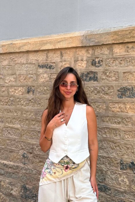 ONE COLOR BUTTONED WOMAN VEST WHITE-E BARDHE - 2