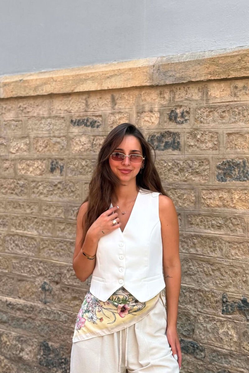 ONE COLOR BUTTONED WOMAN VEST WHITE-E BARDHE - 2