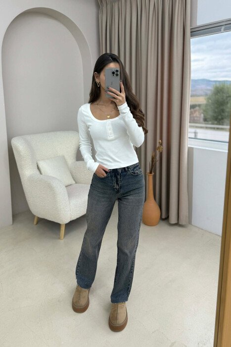 ONE COLOR BUTTONED WOMEN SWEATSHIRT WHITE-E BARDHE - KLAUDIO FASHION