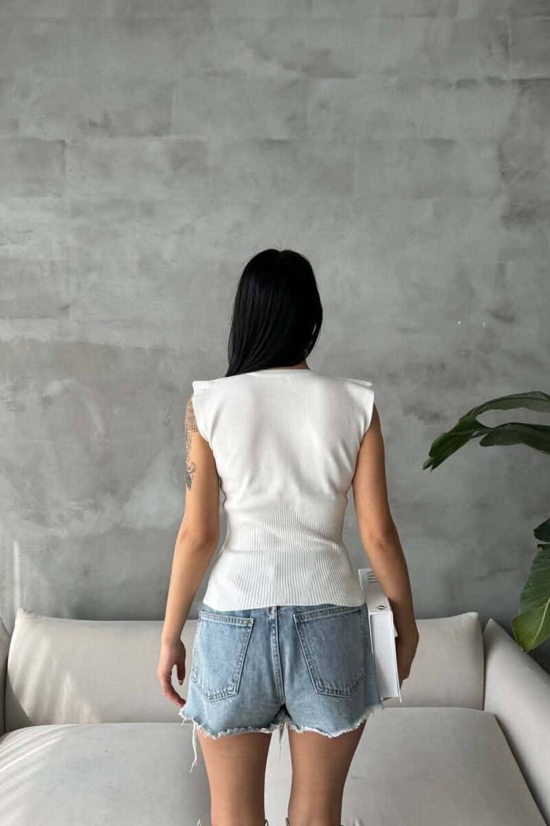 ONE COLOR BUTTONS DETAILS WOMAN TANK TOP WHITE-E BARDHE - 5