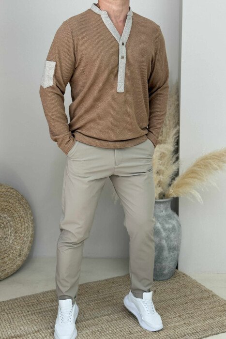 ONE COLOR BUTTONS NECK MEN SWEATSHIRT BROWN/KAFE - KLAUDIO FASHION