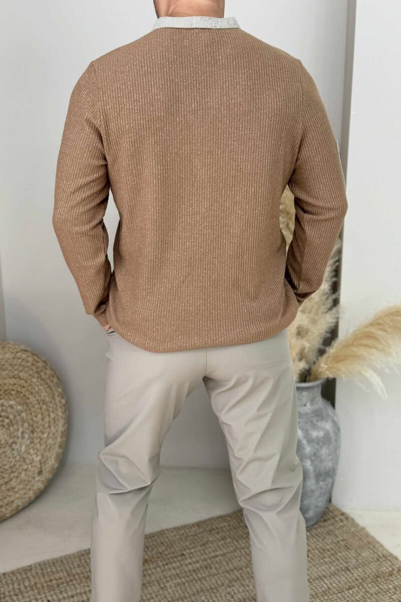 ONE COLOR BUTTONS NECK MEN SWEATSHIRT BROWN/KAFE - 2
