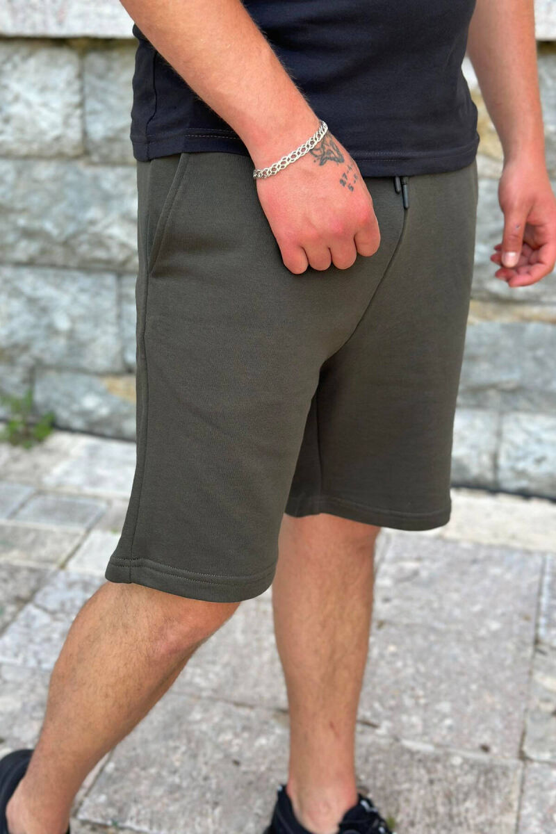ONE COLOR COTTON MEN SHORT SWEATPANTS DARK GREEN/JEE - 3