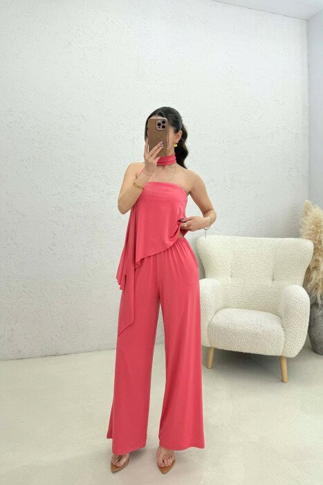 SET NJE NGJYRESH CROP TOP + PANTALLONA PER FEMRA NE NGJYRE ROZE 