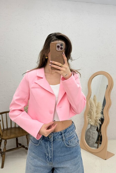XHAKETE E SHKURTER PER FEMRA NE NGJYRE ROZE 