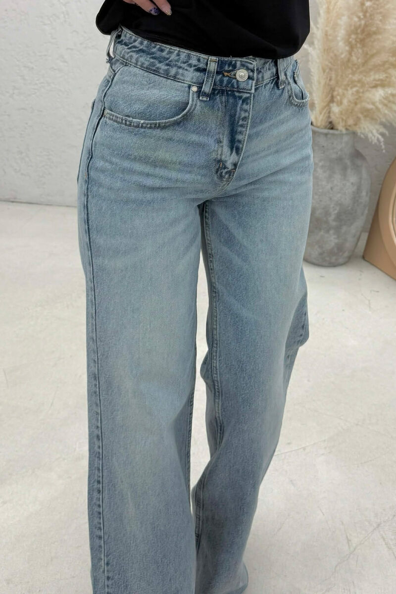 ONE COLOR CUT OFF EDGES WOMAN JEANS LIGHTBLUE/BZ - 2