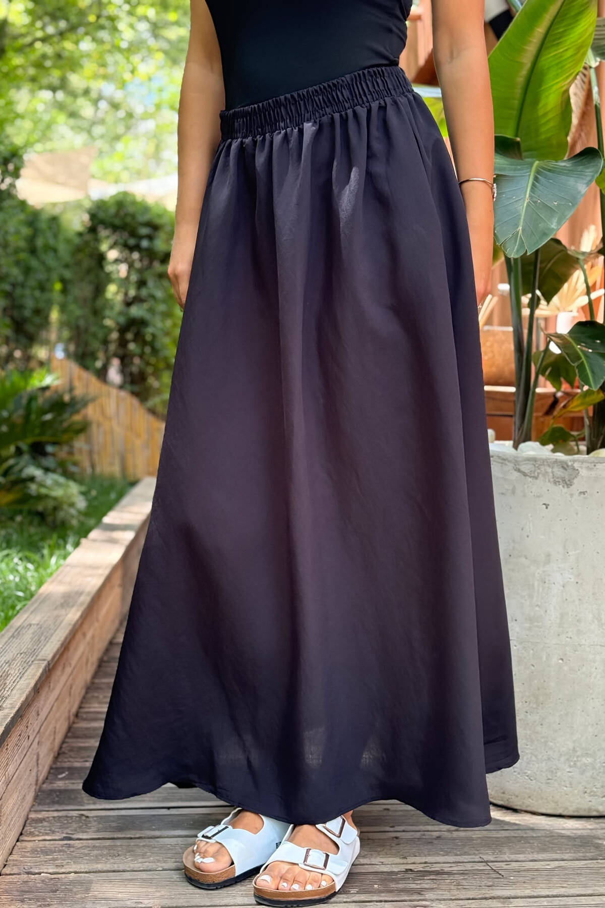 ONE COLOR EALSTIC SIMPLE LONG WOMEN SKIRT BLACK/ E ZEZE SKIRTS