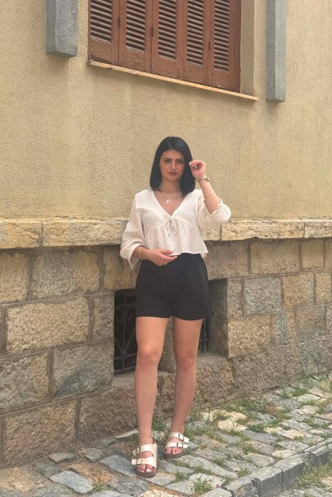ONE COLOR ELASTIC WAIST WOMAN SHORTS BLACK/ E ZEZE 