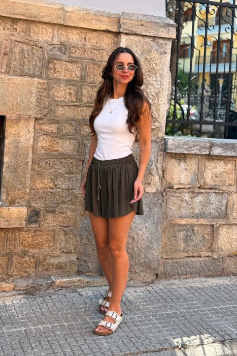 ONE COLOR ELASTIC WAIST WOMAN SHORTS DARK GREEN/JEE 