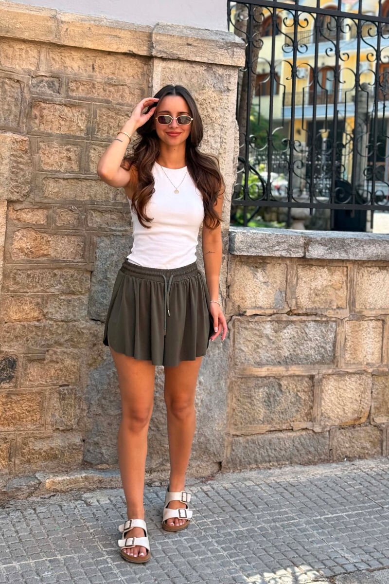 ONE COLOR ELASTIC WAIST WOMAN SHORTS DARK GREEN/JEE - 2