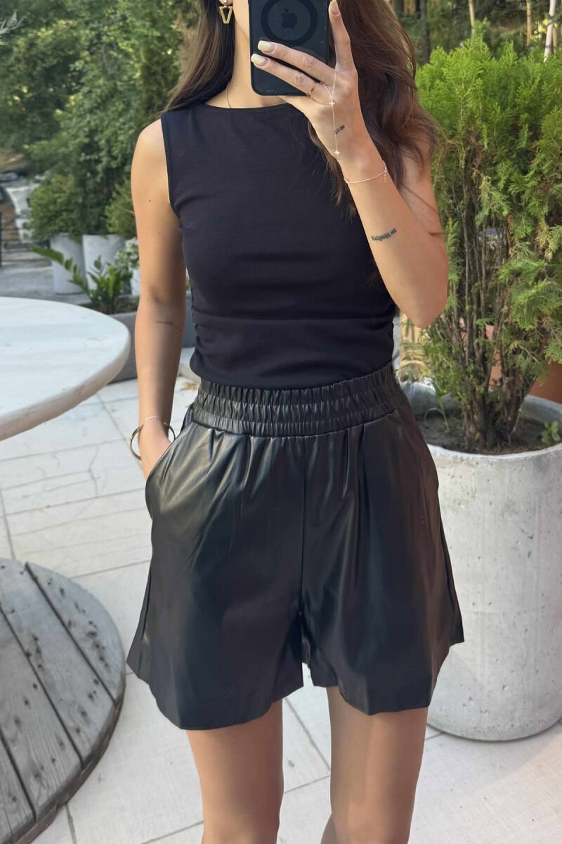 ONE COLOR ELASTIC WAIST WOMEN SHORT PANTS BLACK/ E ZEZE - 13