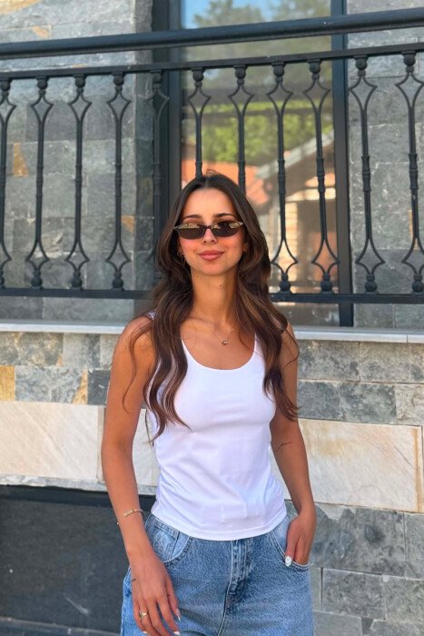 ONE COLOR ELASTIC WOMEN TANK TOP WHITE-E BARDHE - KLAUDIO FASHION