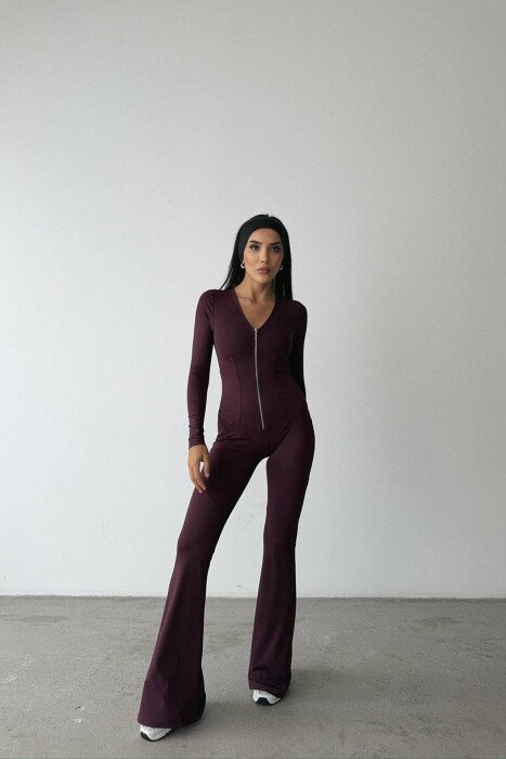 JUMPSUIT NJË NGJYRËSH ME ZINXHIR PËR FEMRA NË NGJYRËN VISHNJË 